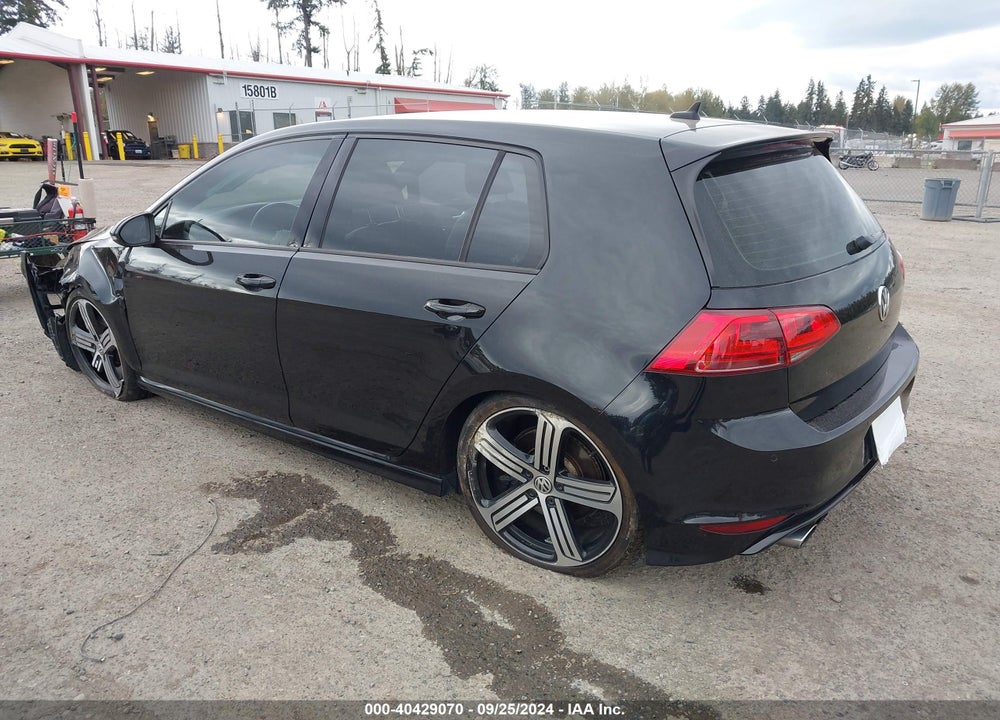 2015 VOLKSWAGEN GOLF R 4-DOOR VIN: WVWLF7AU7FW163403