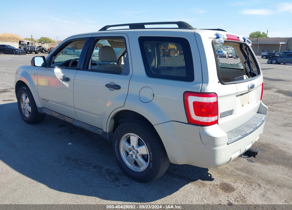 2008 FORD ESCAPE XLT VIN: 1FMCU03108KC18442