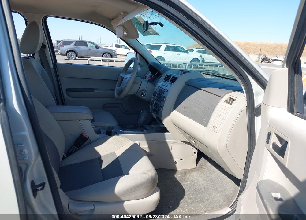2008 FORD ESCAPE XLT VIN: 1FMCU03108KC18442