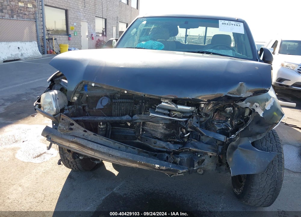 2002 TOYOTA TUNDRA SR5 V8 VIN: 5TBRT341X2S322916