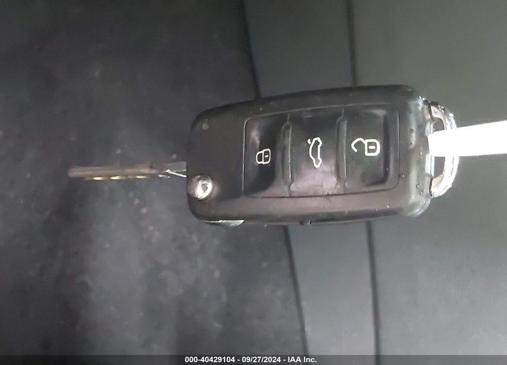2017 VOLKSWAGEN JETTA 1.4T SE VIN: 3VWDB7AJ6HM382293