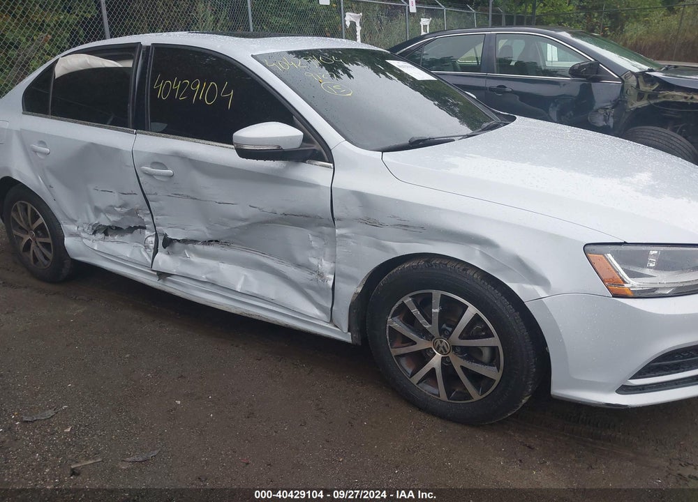 2017 VOLKSWAGEN JETTA 1.4T SE VIN: 3VWDB7AJ6HM382293