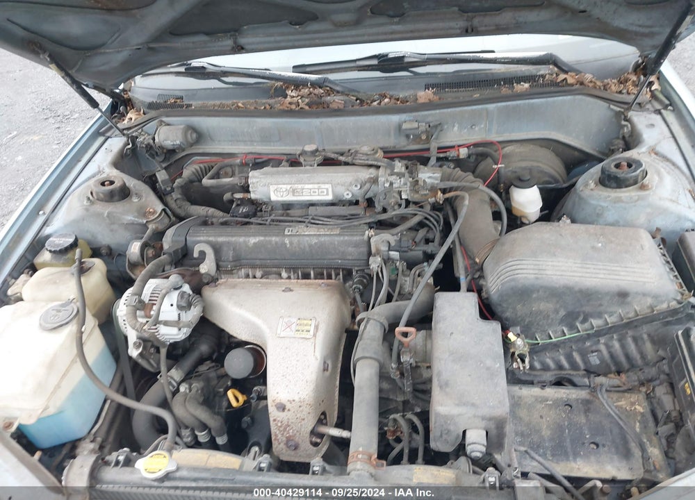 1993 TOYOTA CAMRY LE VIN: JT2SK12E5P0115861