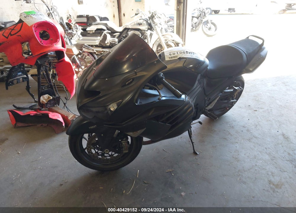 2016 KAWASAKI ZX1400 J VIN: JKBZXNJ17GA000305