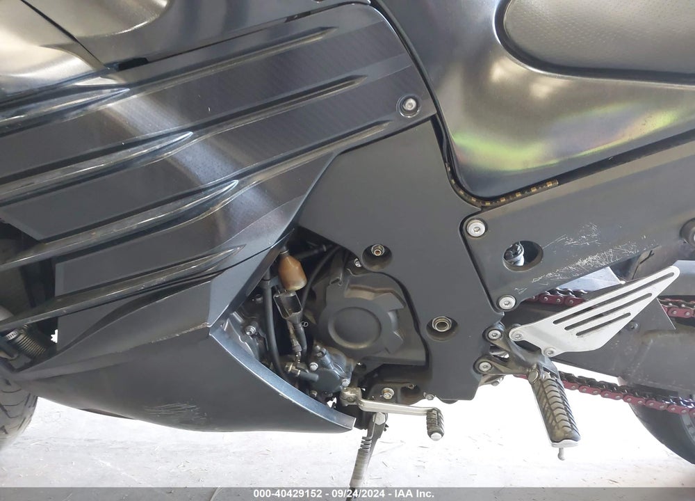 2016 KAWASAKI ZX1400 J VIN: JKBZXNJ17GA000305