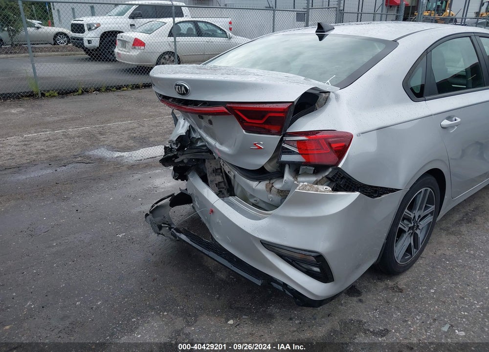 2019 KIA FORTE S VIN: 3KPF34AD4KE029411