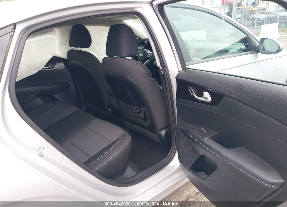 2019 KIA FORTE S VIN: 3KPF34AD4KE029411