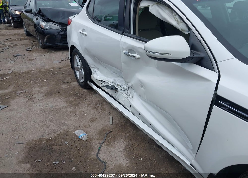 2015 KIA OPTIMA LX VIN: KNAGM4A77F5641550