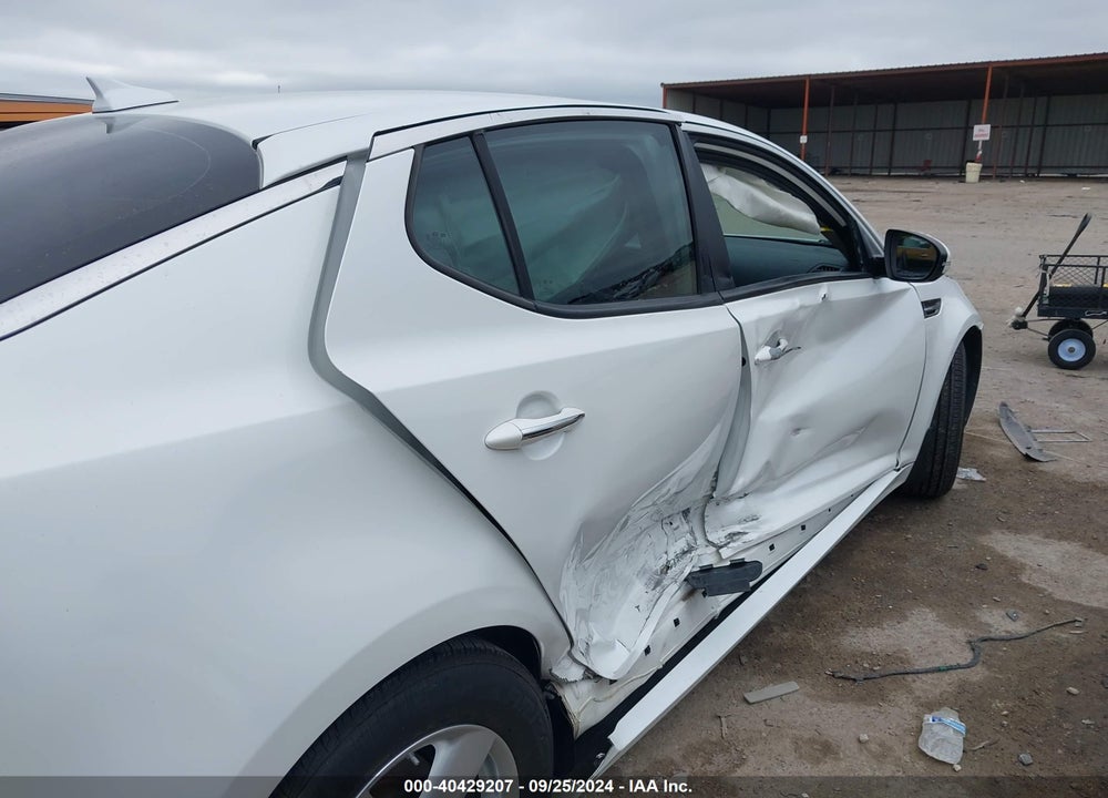 2015 KIA OPTIMA LX VIN: KNAGM4A77F5641550