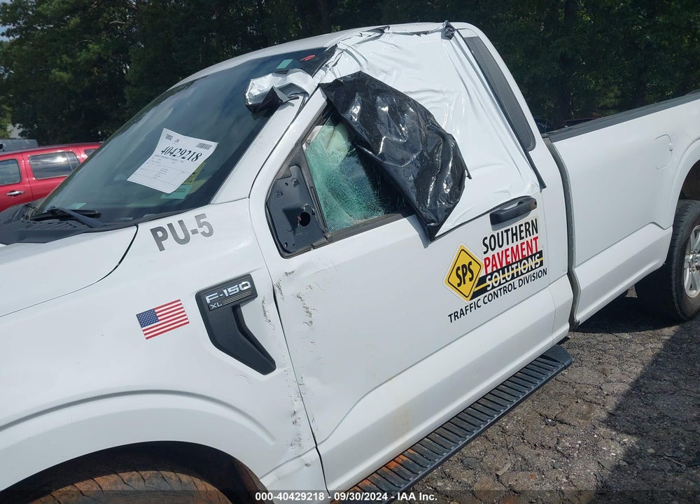 2022 FORD F-150 XL VIN: 1FTMF1C55NKD54556