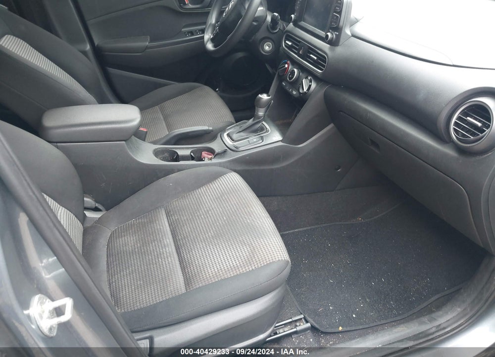 2019 HYUNDAI KONA SE VIN: KM8K12AA1KU254672