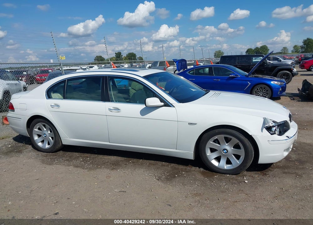 2008 BMW 750LI VIN: WBAHN83538DT78258