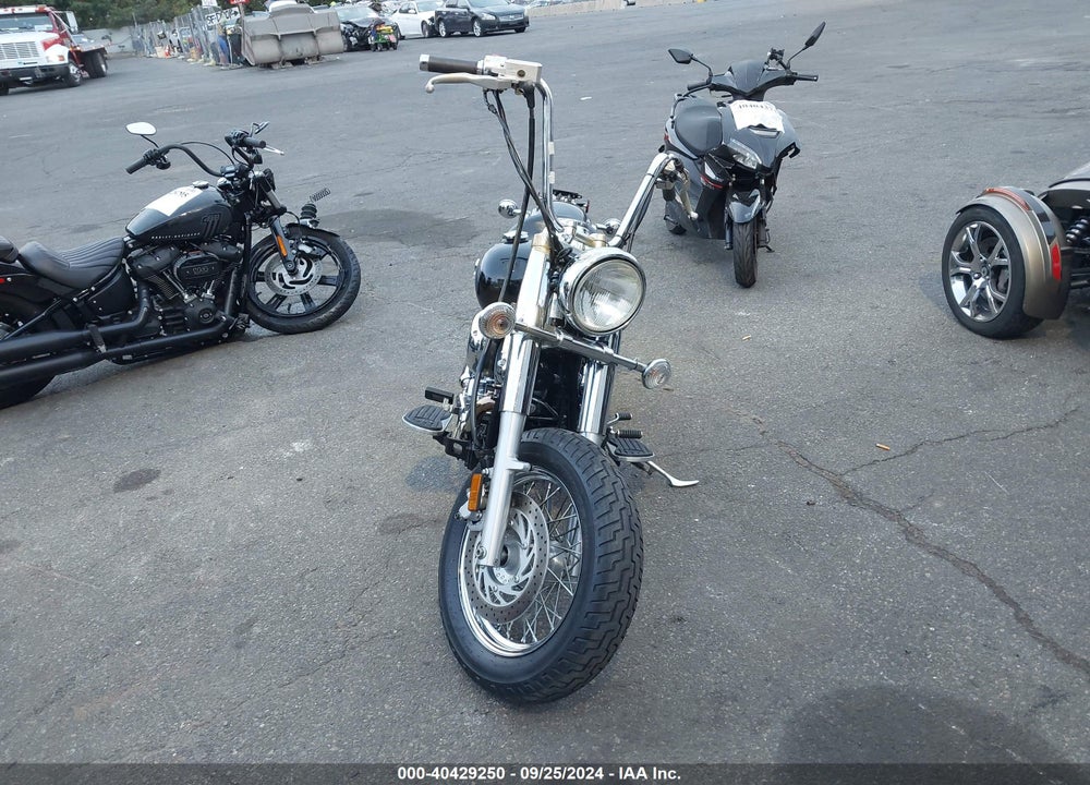 2005 YAMAHA XVS65 A VIN: JYAVM01E05A085505