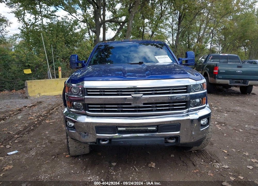 2015 CHEVROLET SILVERADO 2500HD VIN: 1GC1KWE82FF157177
