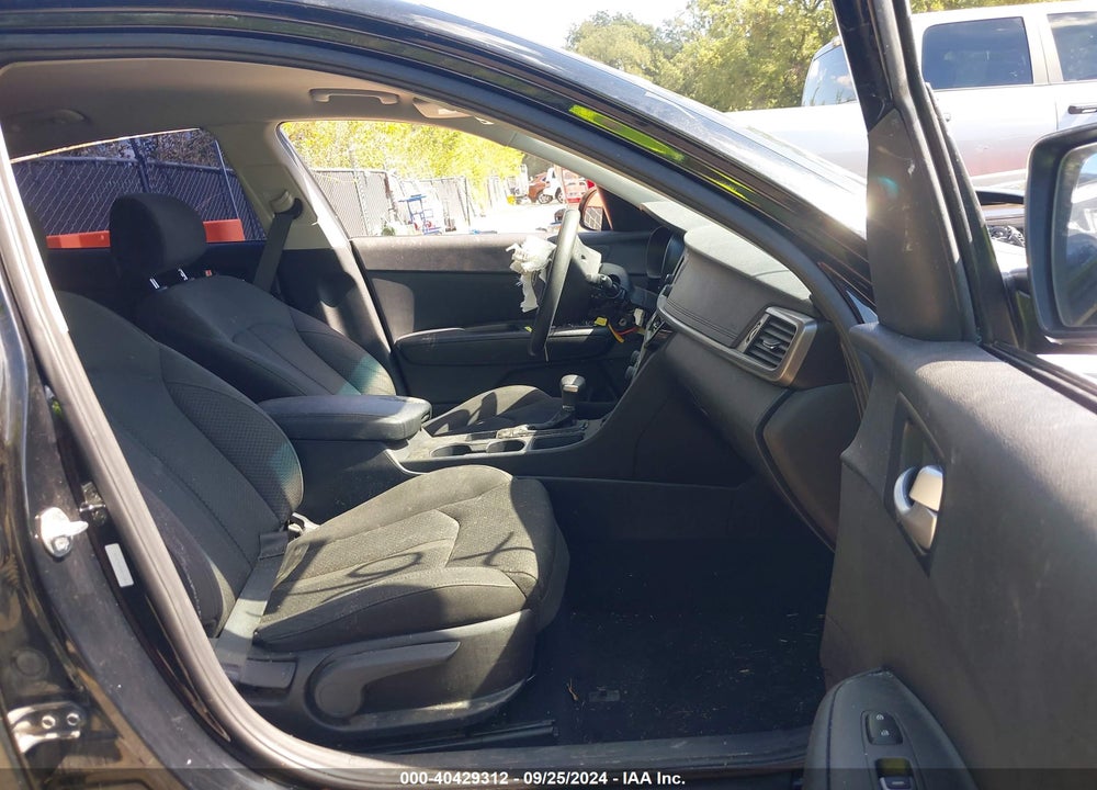 2016 KIA OPTIMA LX VIN: 5XXGT4L33GG114263