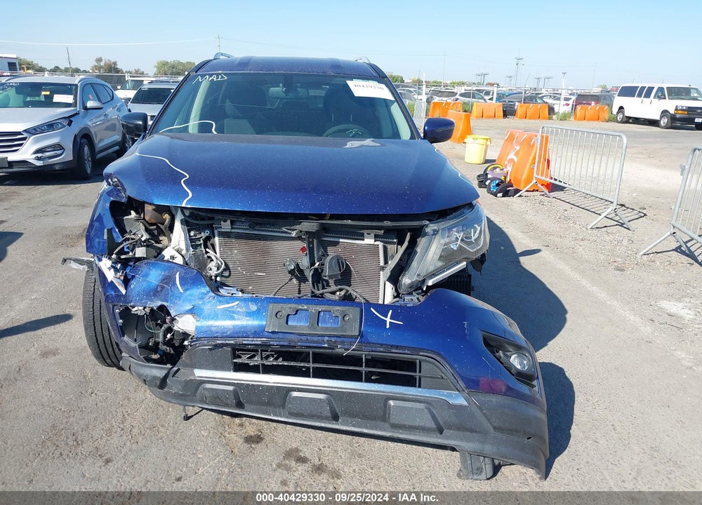 2020 NISSAN PATHFINDER SV 2WD VIN: 5N1DR2BN4LC591816