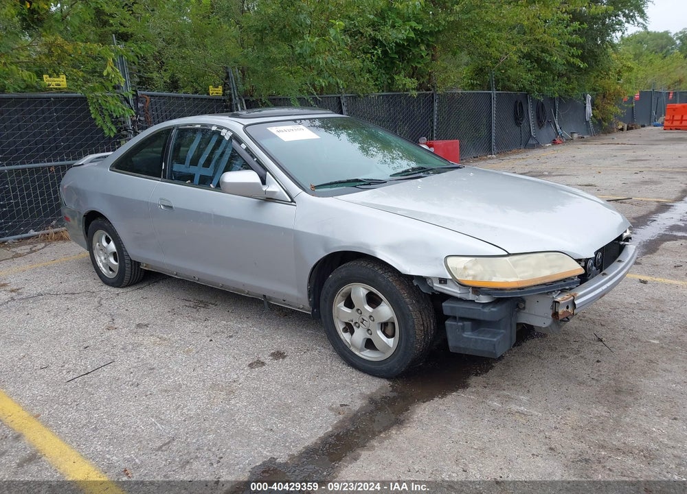 2001 HONDA ACCORD 2.3 EX VIN: 1HGCG325X1A002970