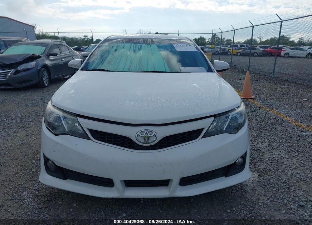 2014 TOYOTA CAMRY SE VIN: 4T1BF1FK6EU334714