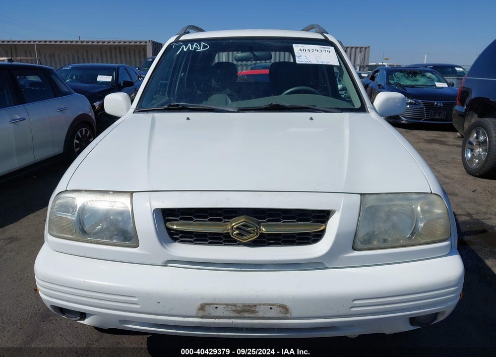 2000 SUZUKI GRAND VITARA JLS/JLS+/LIMITED VIN: JS3TE62V1Y4107333