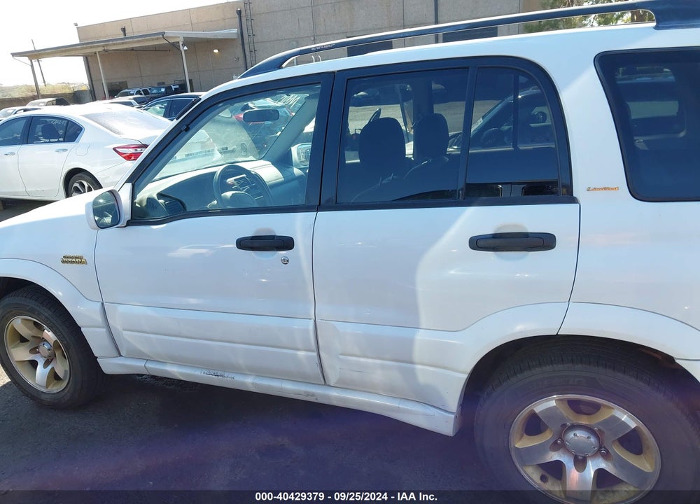 2000 SUZUKI GRAND VITARA JLS/JLS+/LIMITED VIN: JS3TE62V1Y4107333
