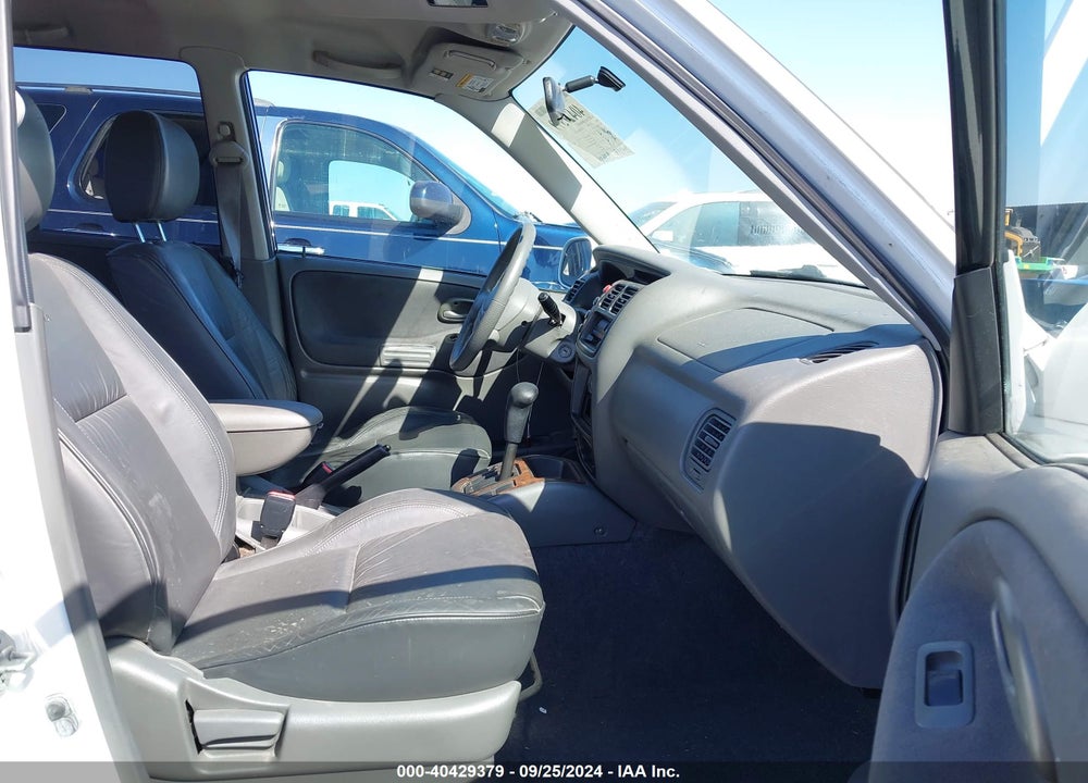 2000 SUZUKI GRAND VITARA JLS/JLS+/LIMITED VIN: JS3TE62V1Y4107333