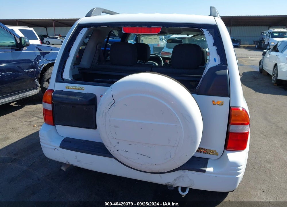2000 SUZUKI GRAND VITARA JLS/JLS+/LIMITED VIN: JS3TE62V1Y4107333