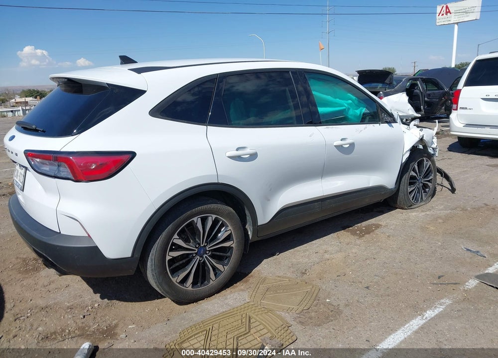 2022 FORD ESCAPE VIN: 1FMCU0G62NUB98250