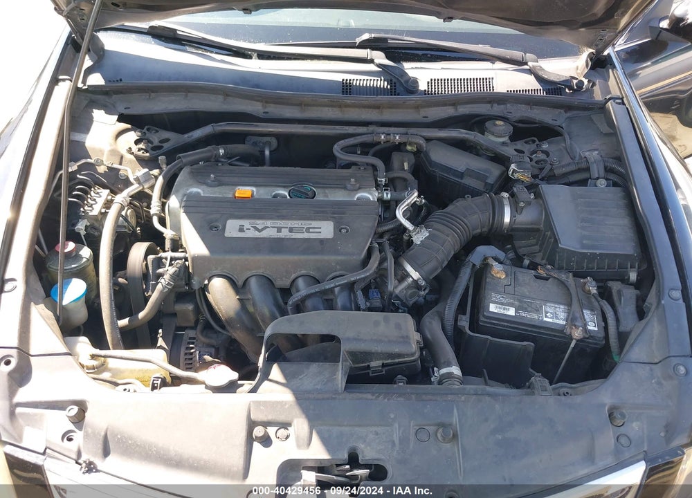 2008 HONDA ACCORD 2.4 EX VIN: JHMCP26758C017121