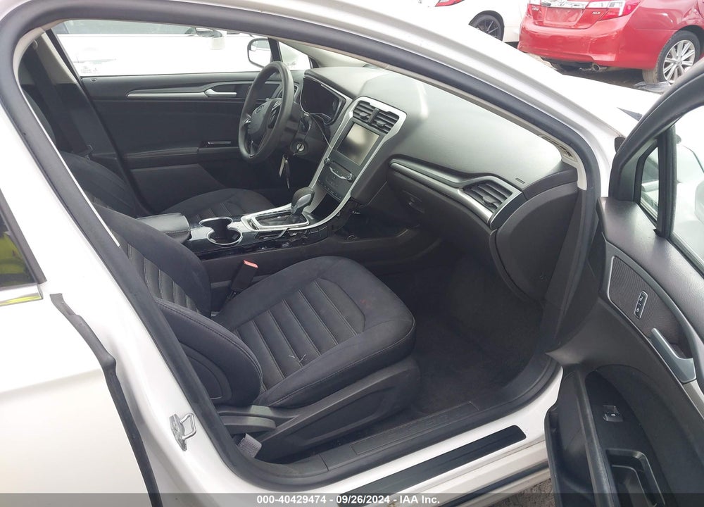 2014 FORD FUSION SE VIN: 3FA6P0HD0ER192496