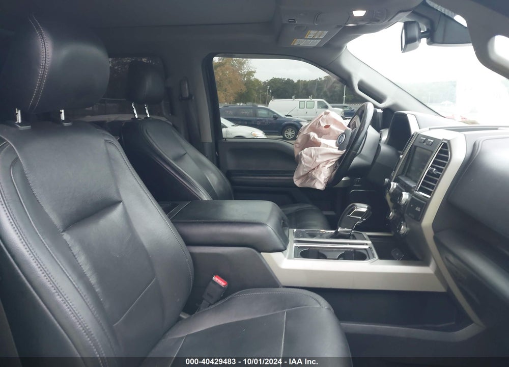 2015 FORD F-150 LARIAT VIN: 1FTEW1EG1FKE55789
