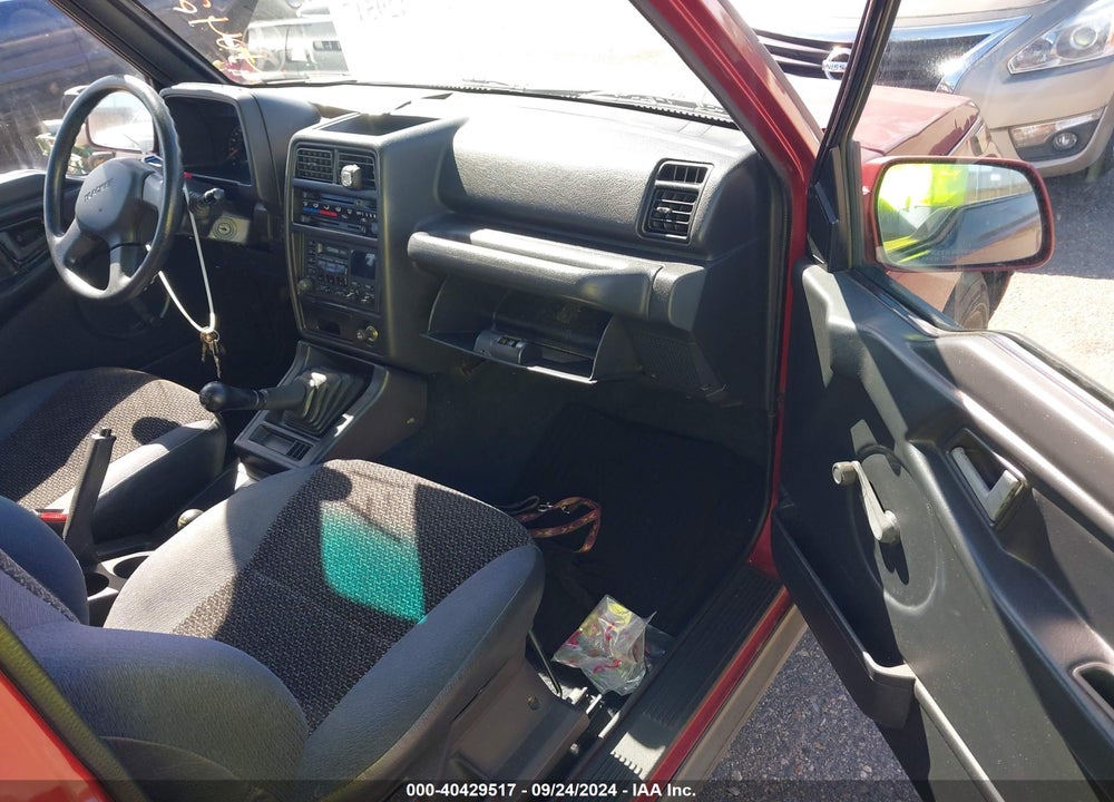 1995 GEO TRACKER VIN: 2CNBJ1861S6931388