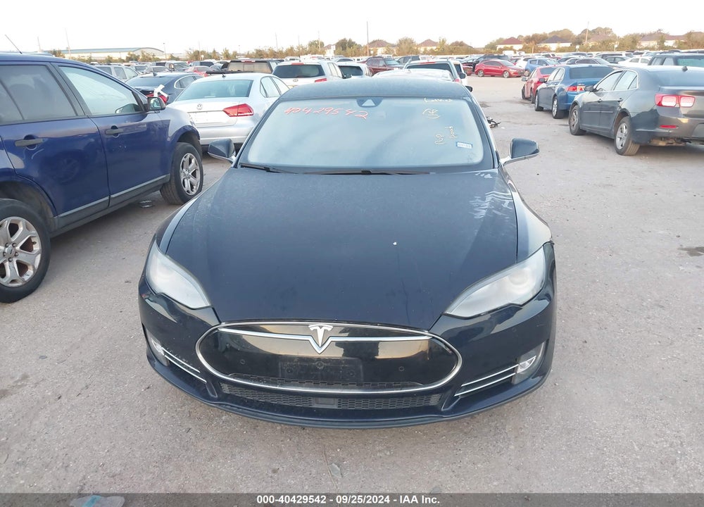 2014 TESLA MODEL S VIN: 5YJSA1S11EFP60240