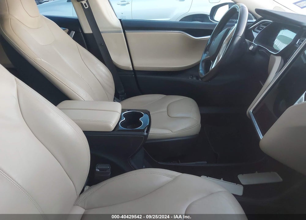 2014 TESLA MODEL S VIN: 5YJSA1S11EFP60240