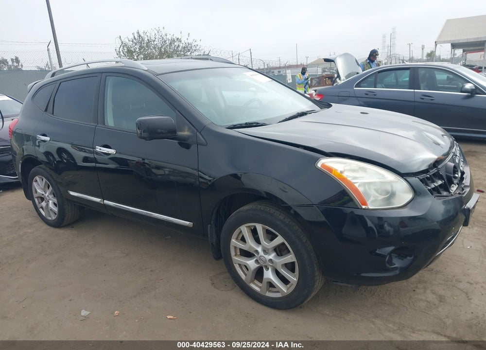 2013 NISSAN ROGUE SV W/SL PKG VIN: JN8AS5MV1DW141149