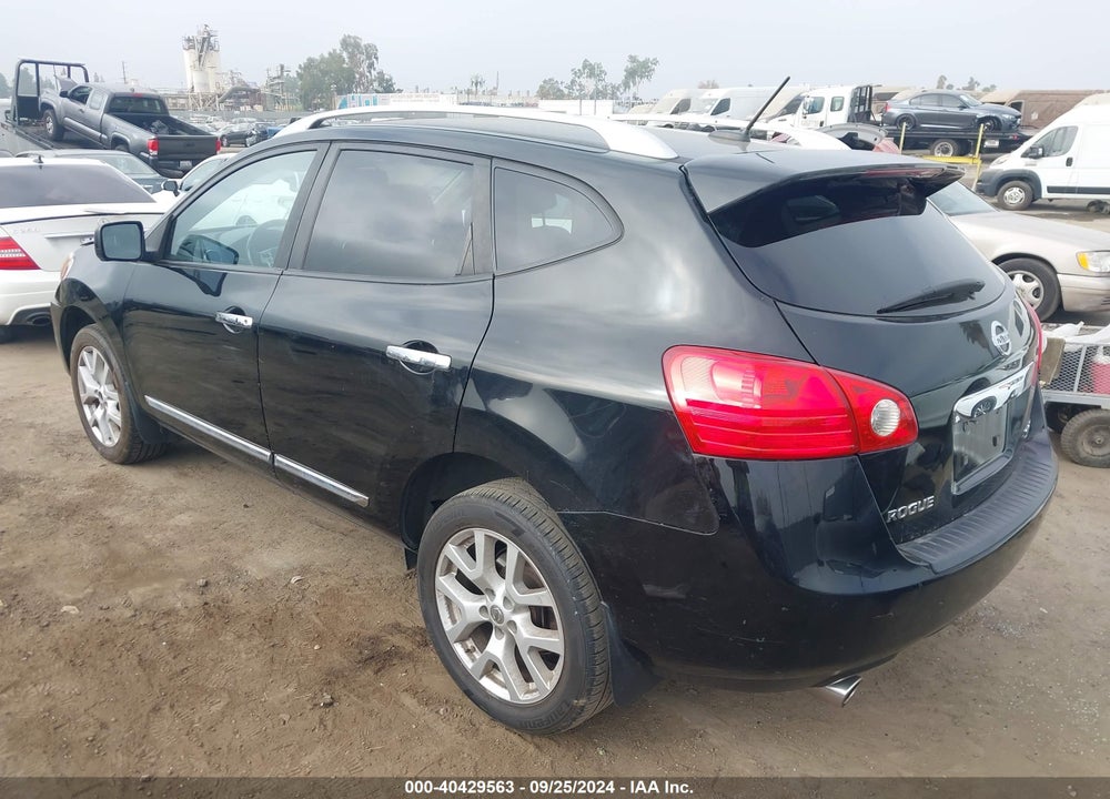 2013 NISSAN ROGUE SV W/SL PKG VIN: JN8AS5MV1DW141149