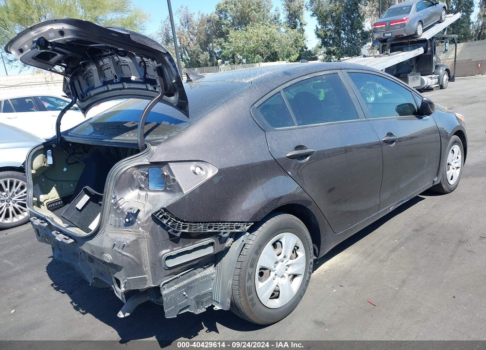 2017 KIA FORTE LX VIN: 3KPFK4A73HE131353