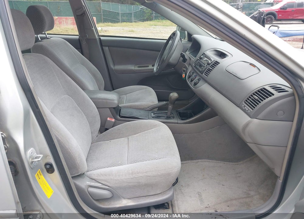 2003 TOYOTA CAMRY LE VIN: 4T1BE30K43U717569