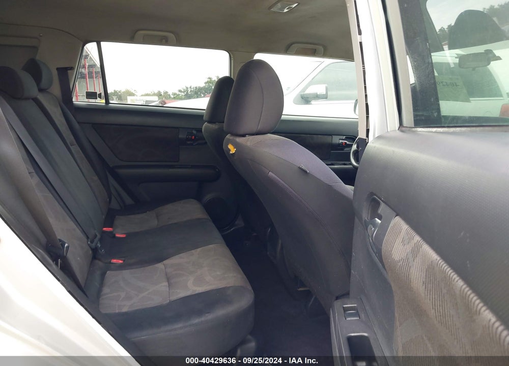 2015 SCION XB VIN: JTLZE4FE3FJ073115