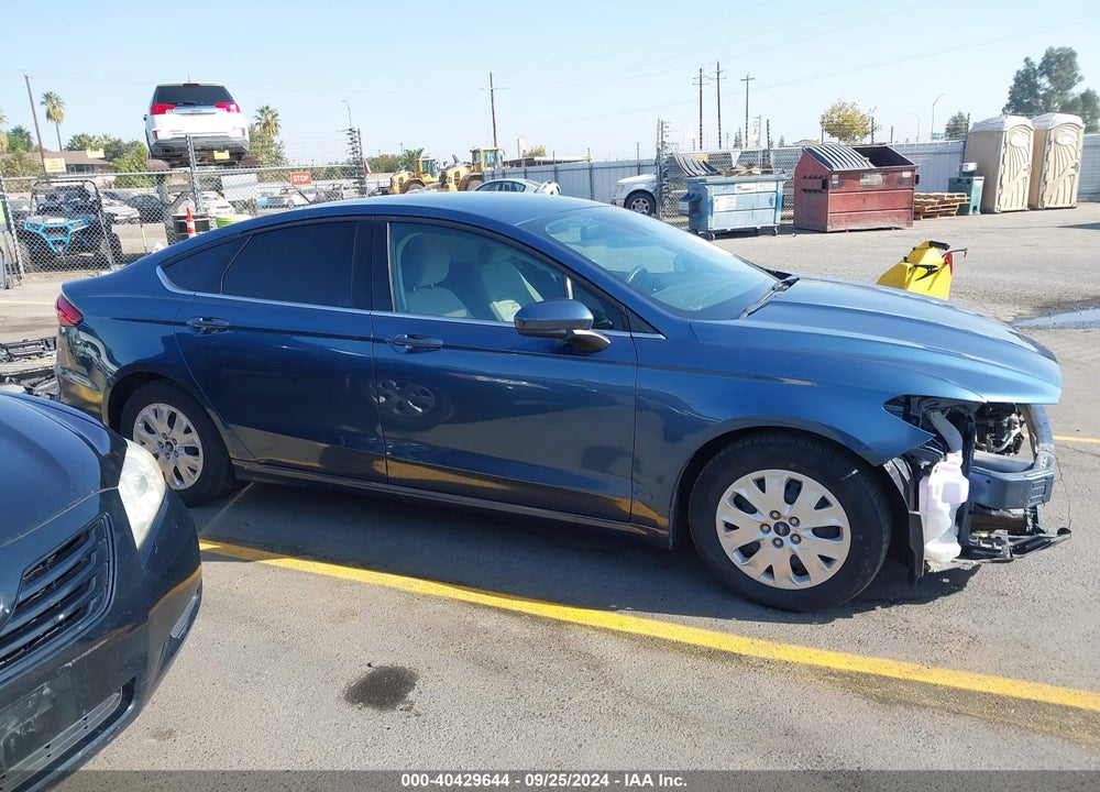 2019 FORD FUSION S VIN: 3FA6P0G77KR216400