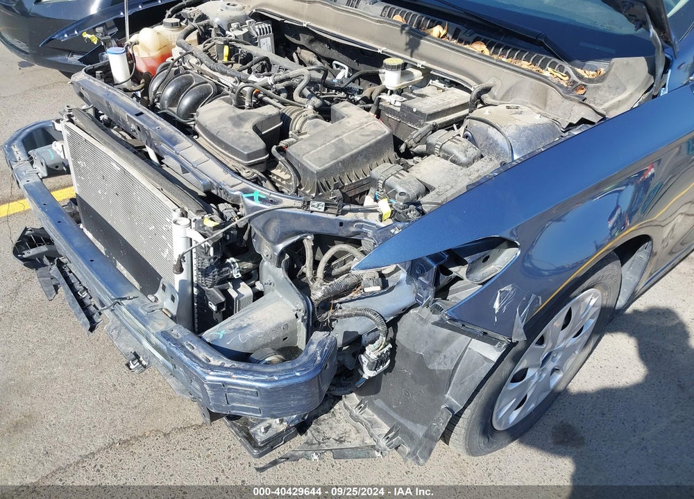 2019 FORD FUSION S VIN: 3FA6P0G77KR216400