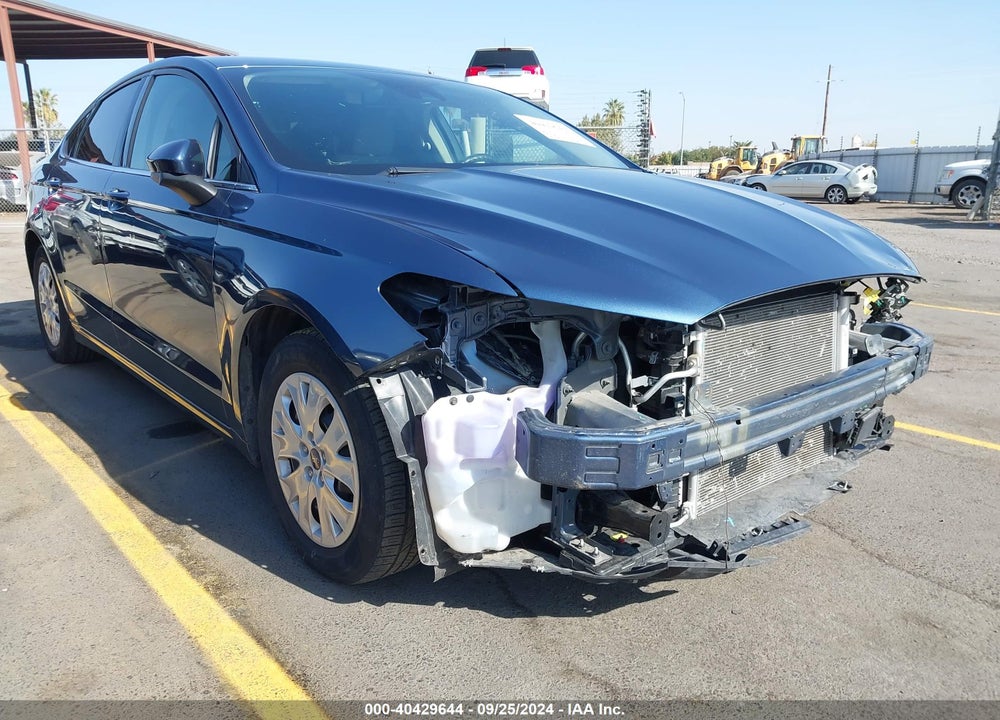2019 FORD FUSION S VIN: 3FA6P0G77KR216400