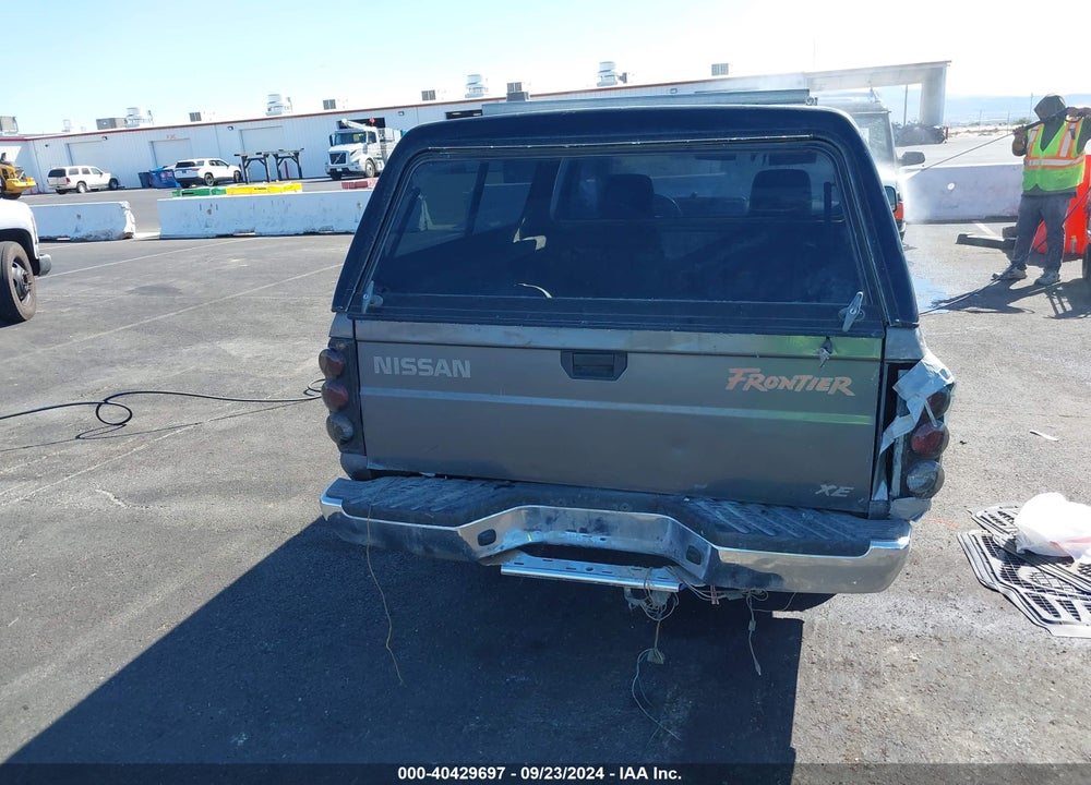 2000 NISSAN FRONTIER XE VIN: 1N6DD21S6YC307522