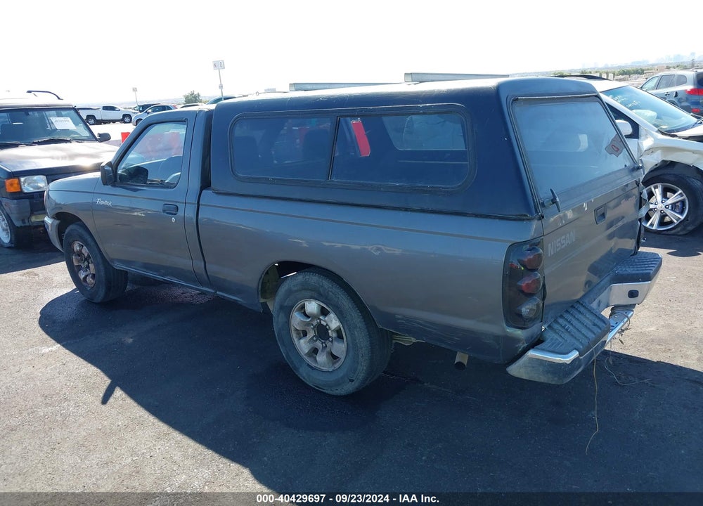 2000 NISSAN FRONTIER XE VIN: 1N6DD21S6YC307522