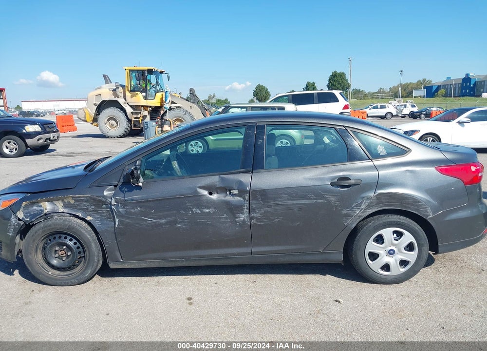 2018 FORD FOCUS S VIN: 1FADP3E28JL286517