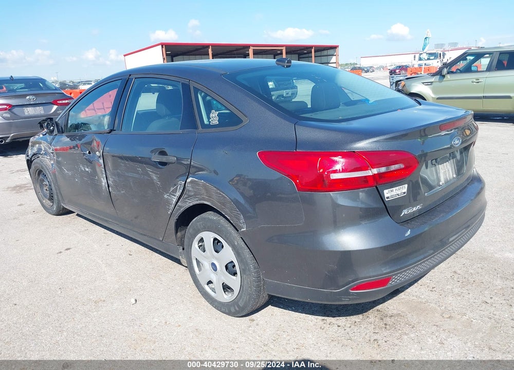 2018 FORD FOCUS S VIN: 1FADP3E28JL286517