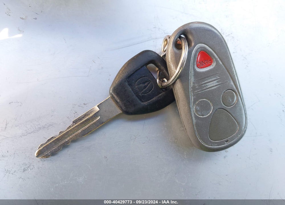 2003 ACURA MDX VIN: 2HNYD182X3H529453