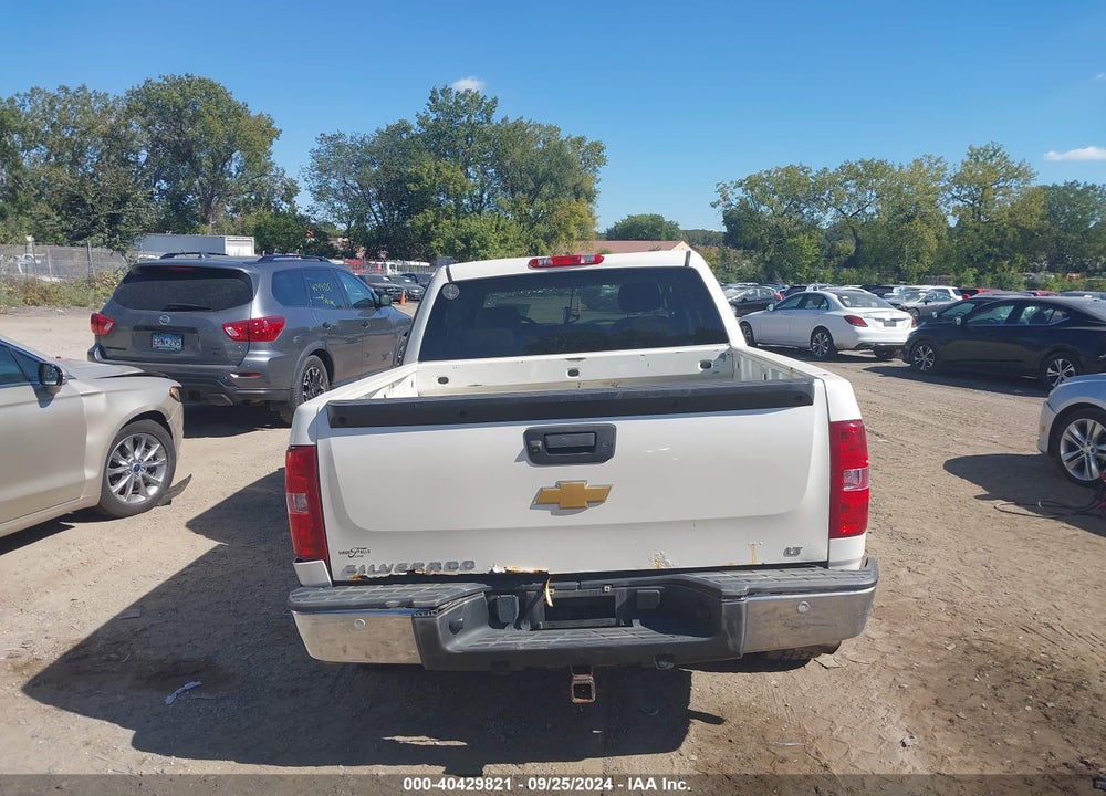 2013 CHEVROLET SILVERADO 1500 LT VIN: 3GCPKSE74DG262969