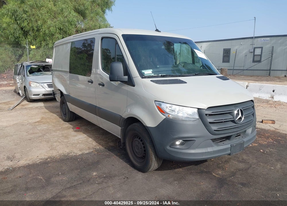 2023 MERCEDES-BENZ SPRINTER 2500 STANDARD ROOF 4-CYL GAS VIN: W1W40BHY0PT159086