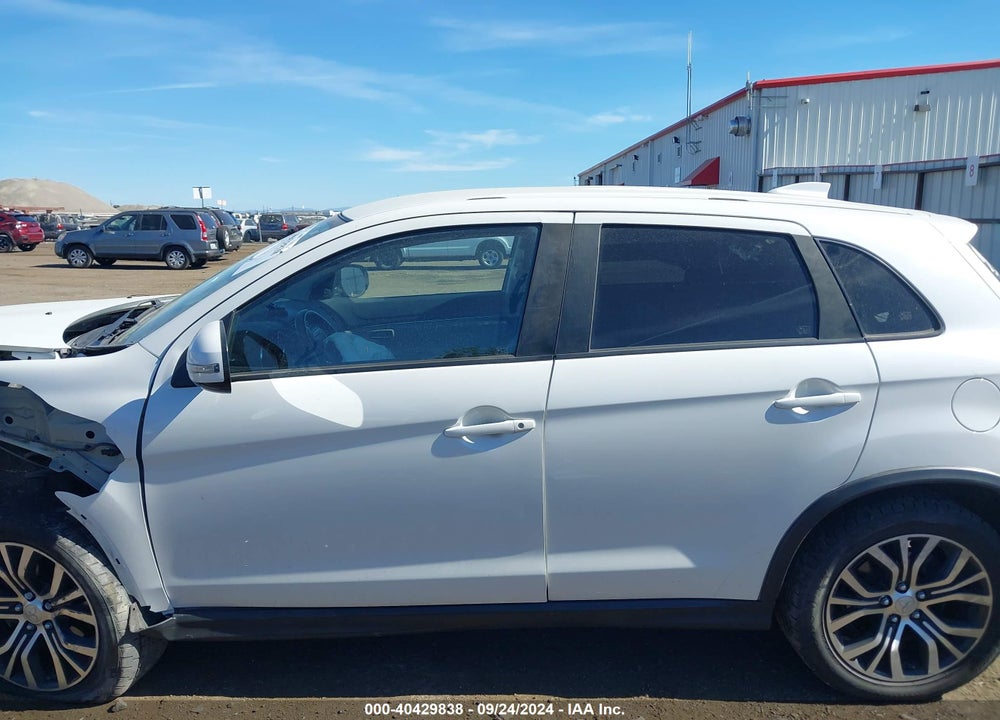 2017 MITSUBISHI OUTLANDER SPORT 2.0 ES VIN: JA4AP3AUXHZ005145