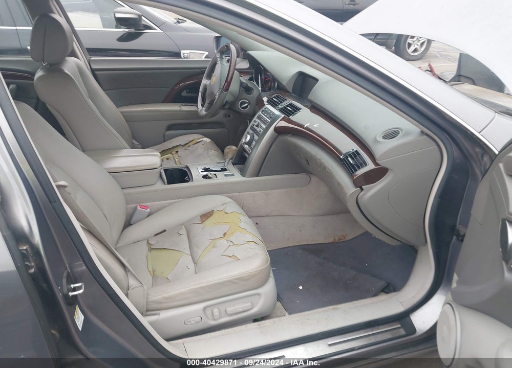2005 ACURA RL 3.5 VIN: JH4KB16555C010474